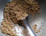 सूजी गुड़ की बर्फी (suji gur ki barfi recipe in Hindi) रेसिपी चरण 2 फोटो