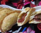 A picture of step 4 of Gajar ki gujiya.