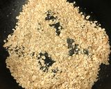 A picture of step 2 of Lentil Oats Porridge with Tomatoes and Prawns.