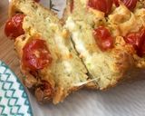 Une image de l'étape 4 de Cake courgette tomate cerise mozzarella.