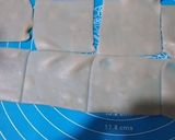 Foto langkah ke 5 dari resep Pastel Kering Kopong Tanpa Telur.