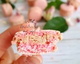 Une image de l'étape 16 de Macarons POMPOSA de Pierre Hermé.