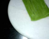 A picture of step 4 of Leaf shaped mathri.