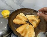 Hình bước làm 1 của món Bánh mì lướt sóng ăn vặt!