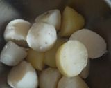 A picture of step 1 of Punjab aloo dum.