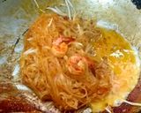 รูปขั้นตอนการทำที่ 5 ของ ผัดไทยเส้นจันท์กุ้งสด