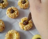 Foto langkah ke 4 dari resep Choco Peanut Thumbprint.