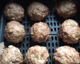 Foto del paso 13 de la receta: Hamburguesitas de vacuno con cebolla, en airFryer