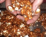 कॅरॅमल पॉपकॉर्न (CARAMEL POPCORN RECIPE IN MARATHI) रेसिपी स्टेप 5 फोटो 