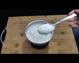 A picture of step 4 of Methi Mutter Malai.