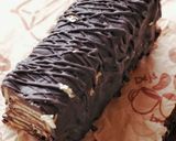 Foto langkah ke 4 dari resep Royal Chocolate Biscuit Cake (Queen Elizabeth’s Favorite) Edisi Valentine.