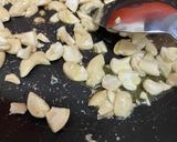 A picture of step 5 of Besan ladoo.