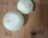 Foto del paso 2 de la receta: 🐔Pollo estofado con cebolla 🌰