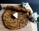 A picture of step 3 of Besan Methi Achari Paratha.