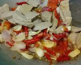 Foto langkah ke 2 dari resep Tumis Kacang Panjang Bakso.