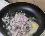 A picture of step 3 of Chicken stuffed bread.