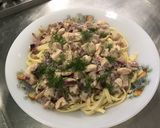 Une image de l'étape 12 de Tagliatelles au saumon, oignon rouge et vodka.