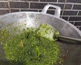 Foto langkah ke 2 dari resep Cumi Asin Cabe Ijo.