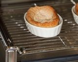 Foto del passaggio 8 della ricetta Tartellette Integrali con Tartare di Salmone Selvaggio e Crema di Ceci