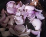 A picture of step 4 of Kolhapuri Fish Curry.