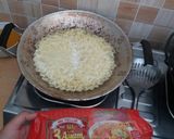 Foto langkah ke 1 dari resep Sup Krim Mie Jagung.