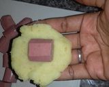 A picture of step 2 of Stuffed potato balls.