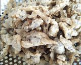 Foto langkah ke 3 dari resep Ikan Kecil Crispy.