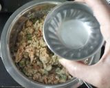A picture of step 10 of Instant Oats Vegetable Idli.