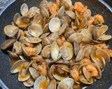 Foto del paso 7 de la receta: Macarrones con gambita y almeja