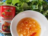 Rau càng cua trộn cá hộp