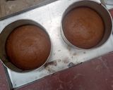 A picture of step 5 of Naked choco mint cake #4weeksChallenge.
