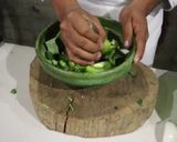 Foto del paso 4 de la receta: Mole verde de espinazo de puerco