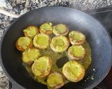 Foto del paso 2 de la receta: Pincho de Champis con langostinos y pan