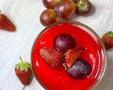 صورة لخطوة 3 من وصفة حلوى الكاستر مع الجيلي والفواكه 🍇🍓