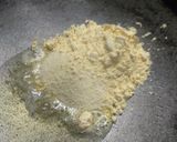 A picture of step 1 of Jaggery Halwa.