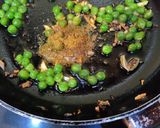 A picture of step 2 of Beetroot, Green Peas Pulao.