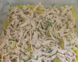 Foto del paso 3 de la receta: Causa Limeña  Rellena con Pollo!!