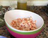 Foto del paso 2 de la receta: Cóctel de marisco de la abuela Marilé