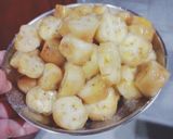 Foto langkah ke 2 dari resep Pisang Goreng Wijen Kayu Manis.