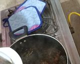 A picture of step 5 of Butt palak recipe.