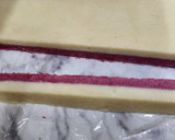 Foto del paso 8 de la receta: 🍬🎅🏻 Candy cane cookies 🍬 Galletitas de manteca navideñas bicolor 🎅🏻🍬