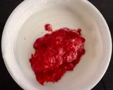 A picture of step 2 of Strawberry Yoghurt Breakfast Bowl.