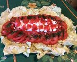 Une image de l'étape 7 de Salade de tomates et castelfranco à la feta et persil.