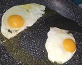 Foto langkah ke 1 dari resep Tumis telur ceplok.