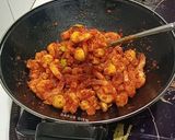 Foto langkah ke 5 dari resep Sambal Goreng Kentang Udang.