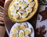 Hard boiled eggs 4-4-4 methodIn a pressure cooker recipe step 5 photo