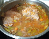 Foto del paso 5 de la receta: Contramuslos de pollo al vino
