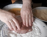 Foto del paso 6 de la receta: Tonkatsu (Cerdo empanizado Japonés)