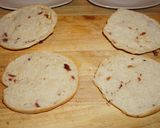 Foto del paso 5 de la receta: PAN AMASADO CON CHICHARRONES DE TOCINO. JON STYLE