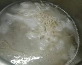 A picture of step 2 of Chicken noodles.